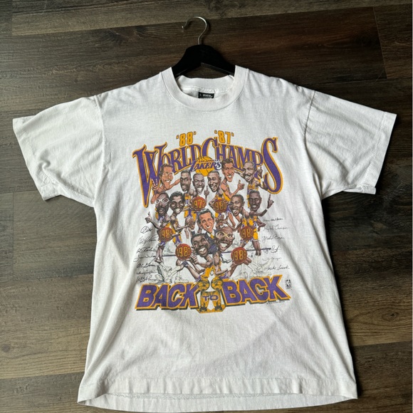 Other - VINTAGE NBA SHOWTIME LAKERS TEE 1987/1988 - SIZE LARGE